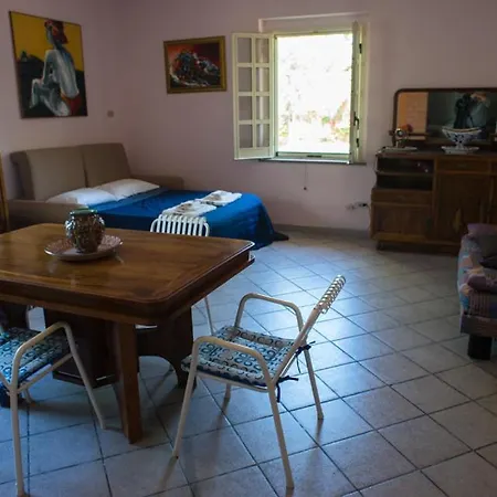 Il Giardino Sul Mare Kır Evi *